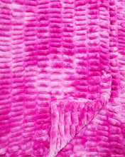 Load image into Gallery viewer, Magenta Tie Dye Persian