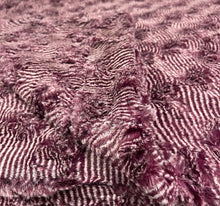 Load image into Gallery viewer, 60x72 Double Plumb Wine Feathered Owl