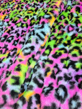 Load image into Gallery viewer, Disco leopard reef Throw
