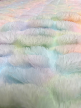 Load image into Gallery viewer, Pastel Milan with Raindrop Encore