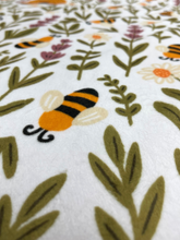 Load image into Gallery viewer, 60x90 Honey Bee Hut with Natural Bunny